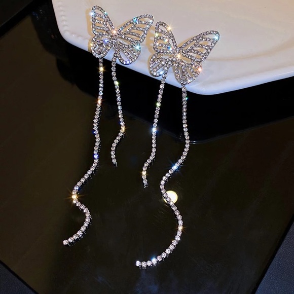 Rhinestone Butterfly 🦋 Platinum Plated Long Earrings - Picture 6 of 7